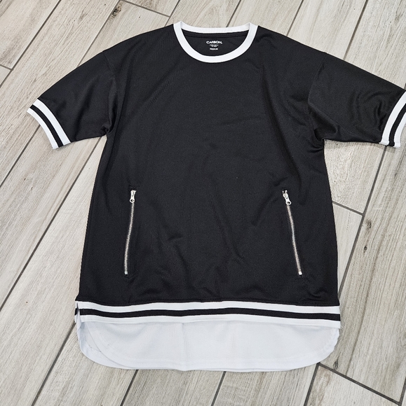 Sporty top by Carbon - Picture 1 of 8